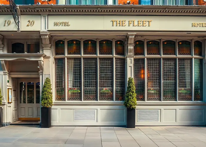 FleetAirport Hotel